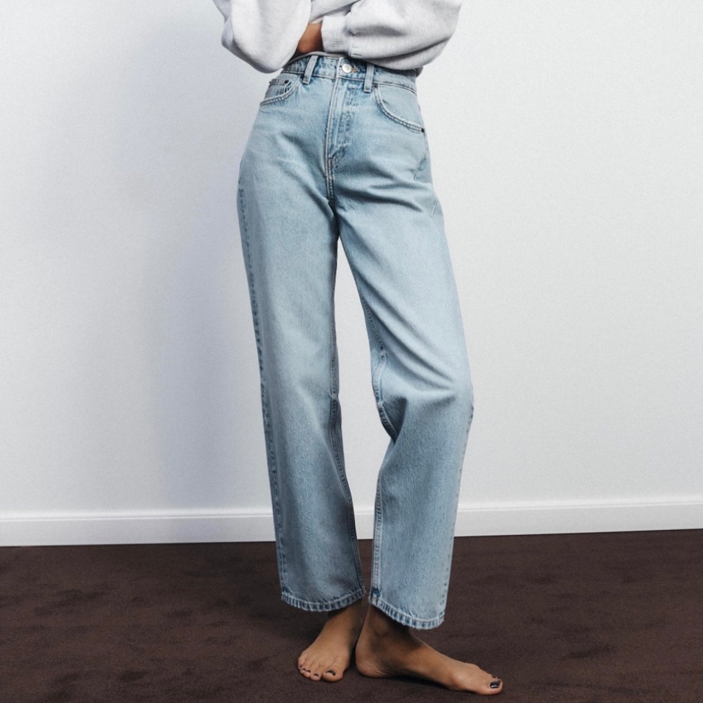 ZARA The Relaxed Slim Denim Jeans Bleached Blue SZ 14